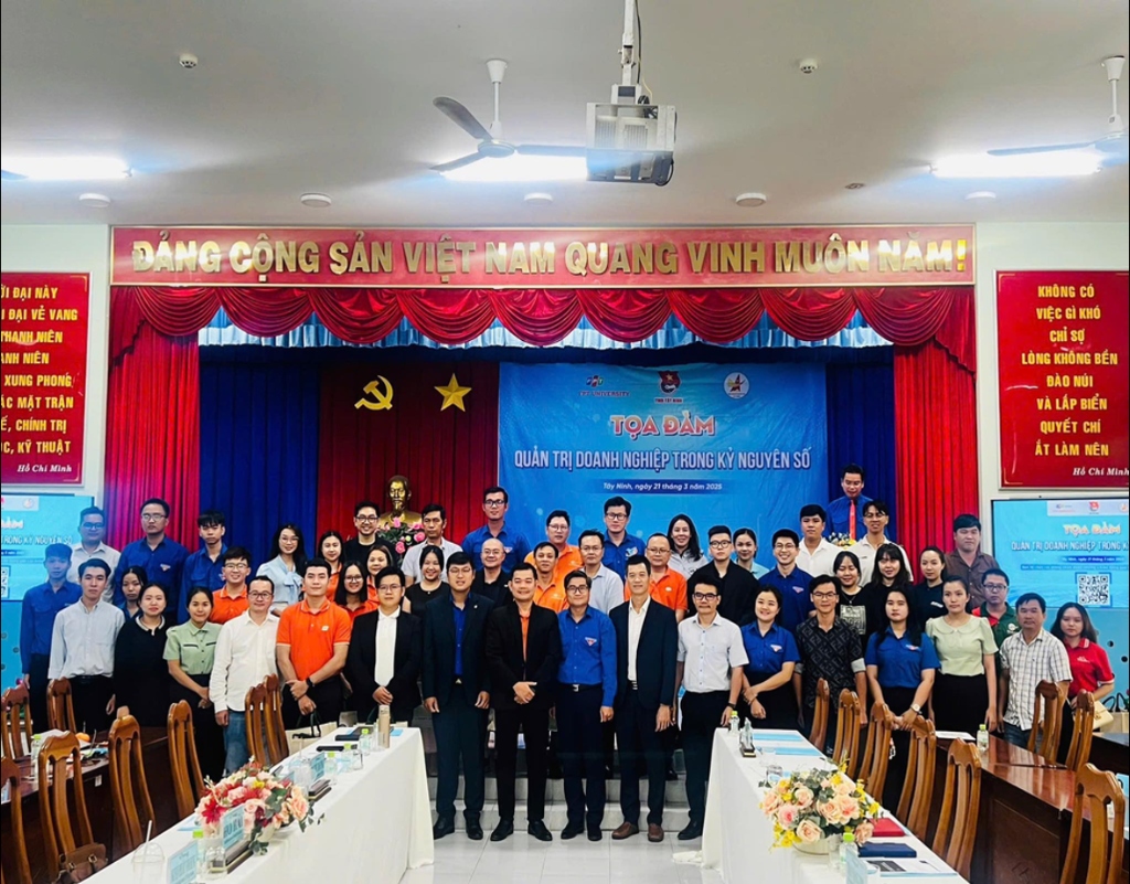 Hoạt động đào tạo AI